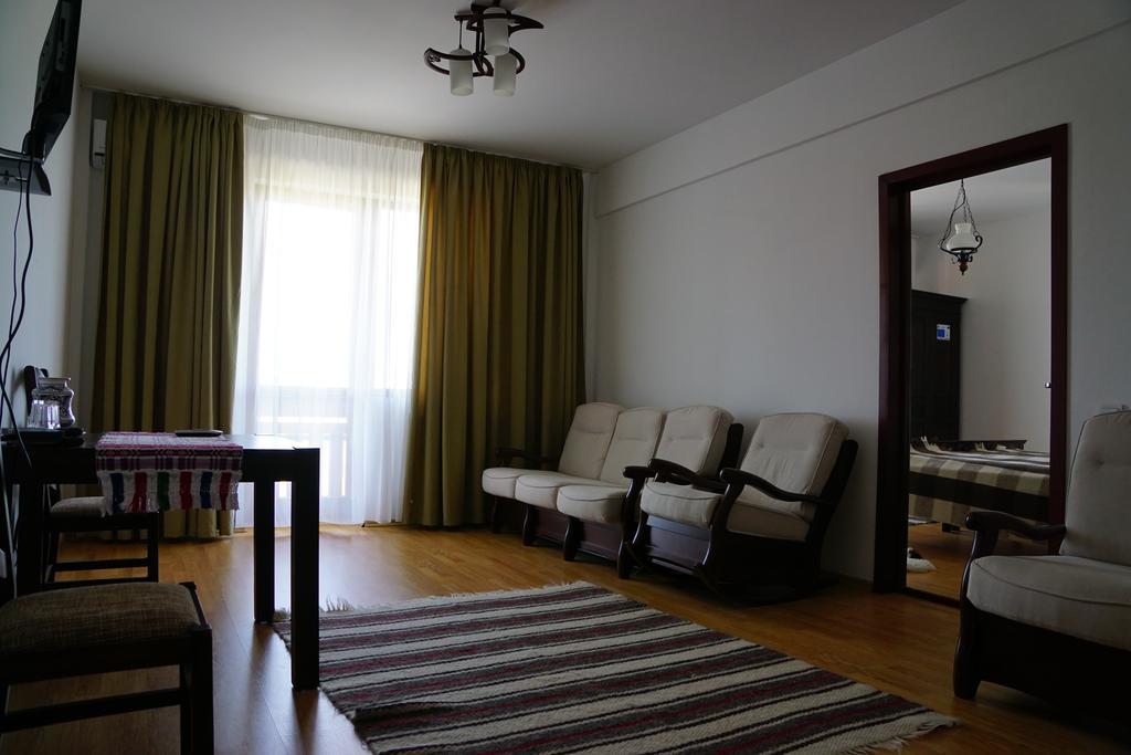 Pensiunea Casa Bunicului Mócs Kültér fotó