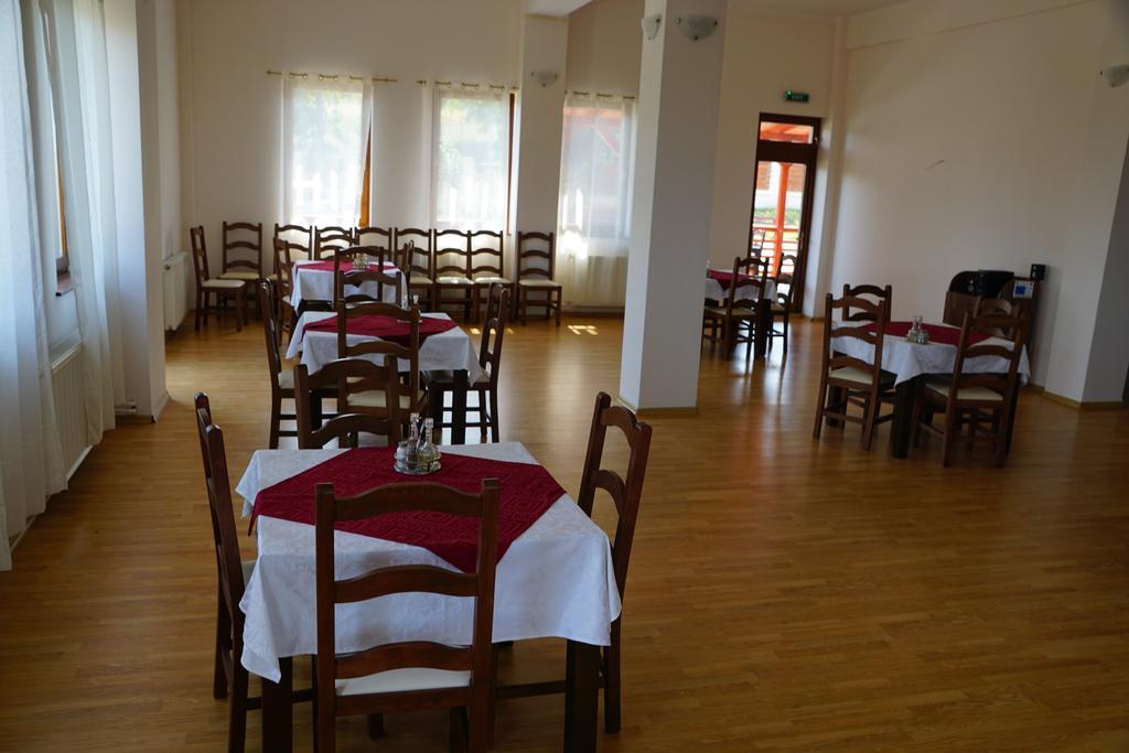Pensiunea Casa Bunicului Mócs Kültér fotó